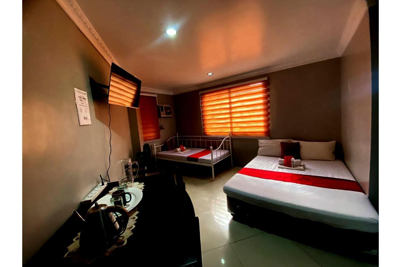Oyo 104 Manila Venetian Hotel 외부 사진